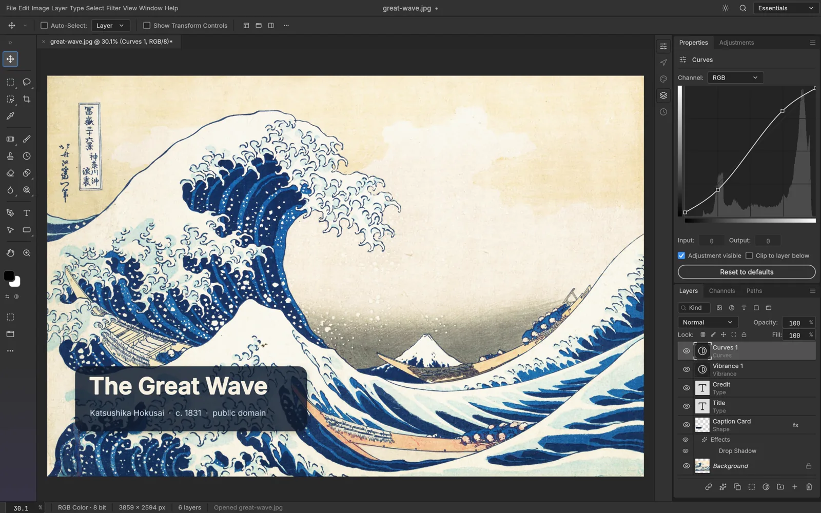 PhotoCraft editando "A Grande Onda de Kanagawa" com um ajuste de Curvas e camadas de texto no painel Layers